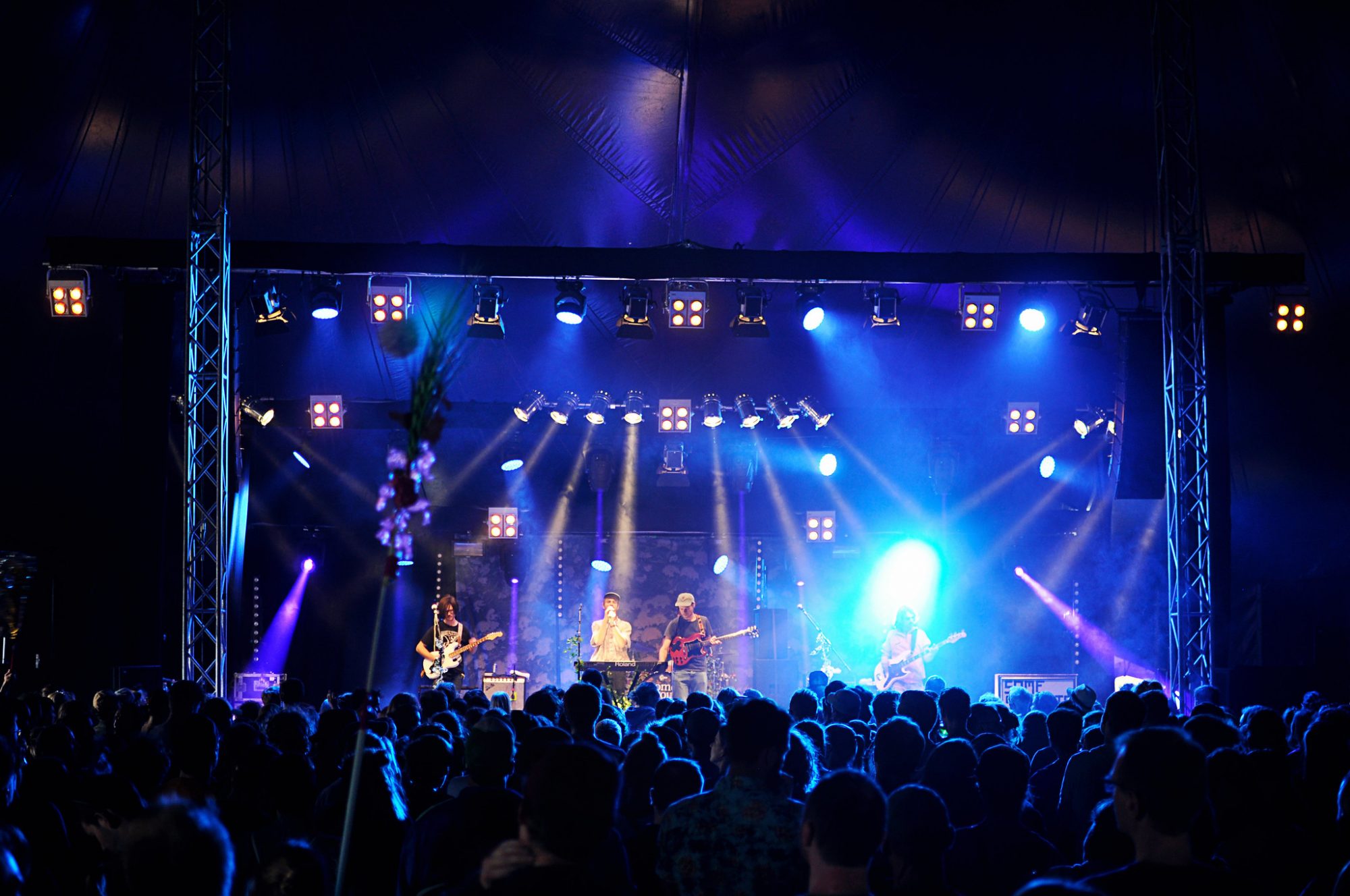 Band auf der Bühne, Foto vom Immergut-Festival, © Nina Sartorius