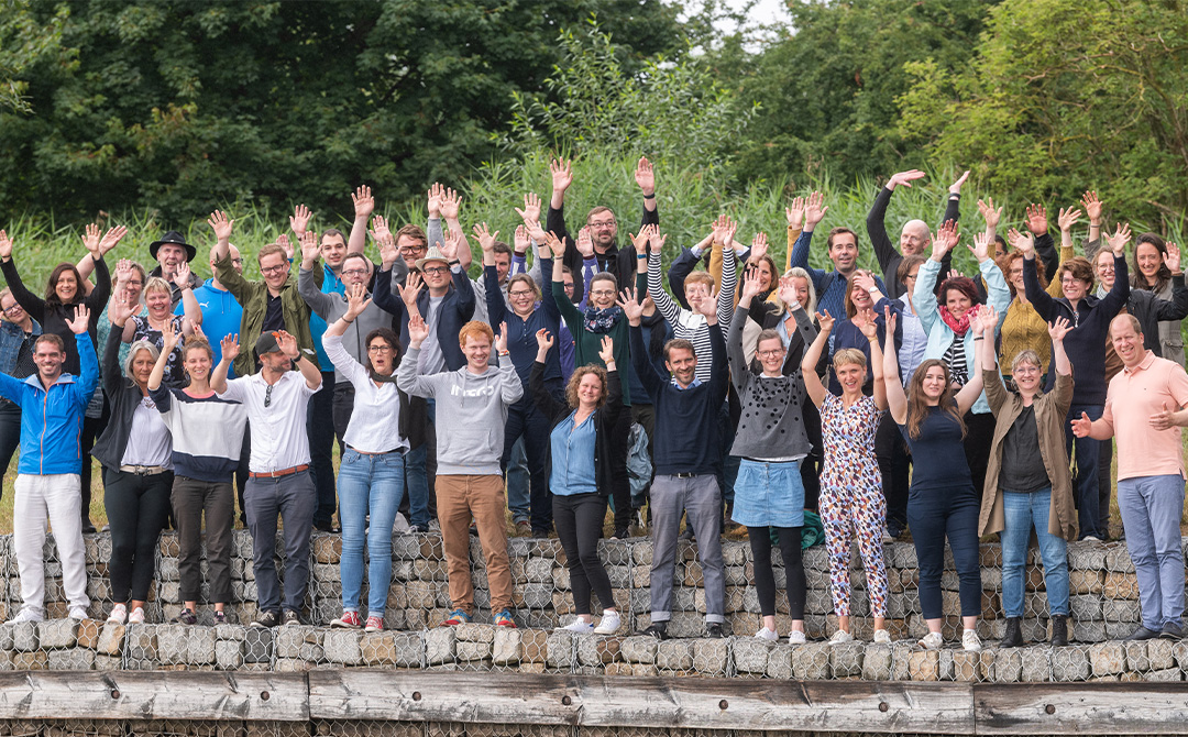 Gruppenfoto der DSEE-Mitarbeitenden