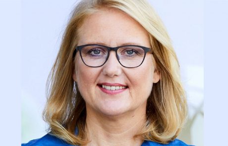 Portraitfoto von Bundesministerin Lisa Paus